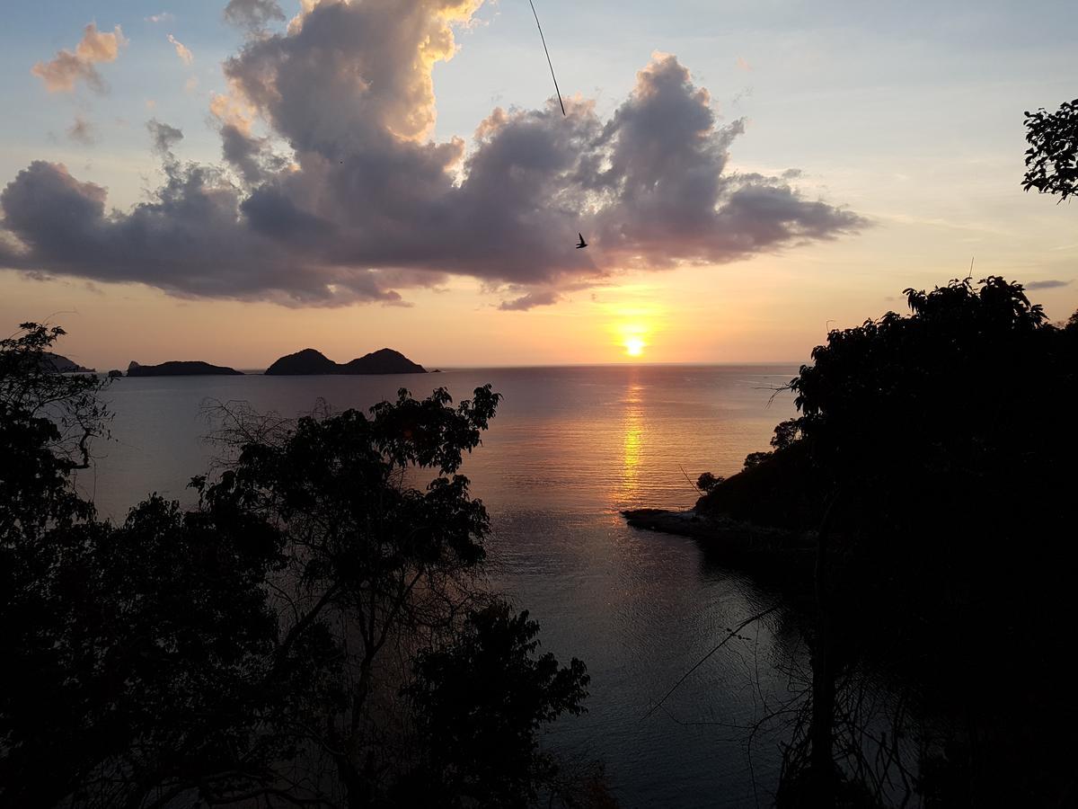 Sunny Island Resort (Adults Only) El Nido Esterno foto